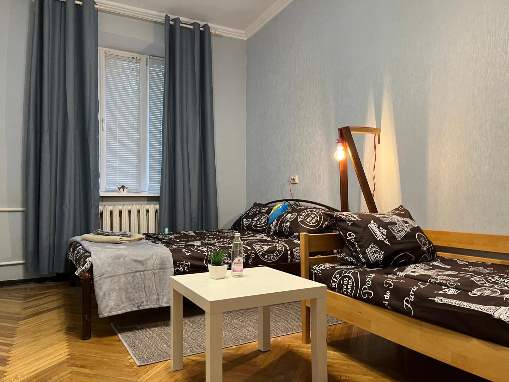 Ararat-Klovskaya Hostel-Apartments Kiev Bagian luar foto
