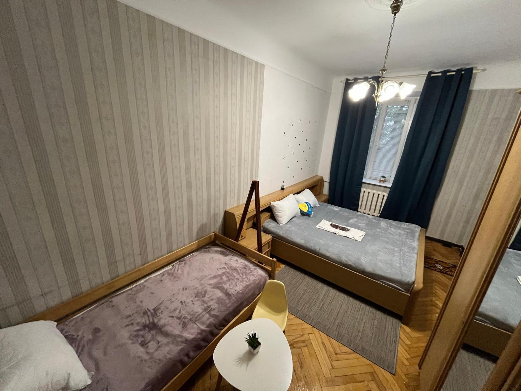 Ararat-Klovskaya Hostel-Apartments Kiev Bagian luar foto