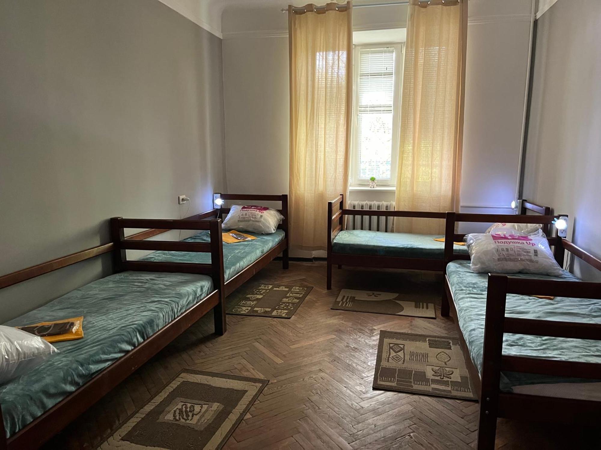 Ararat-Klovskaya Hostel-Apartments Kiev Bagian luar foto